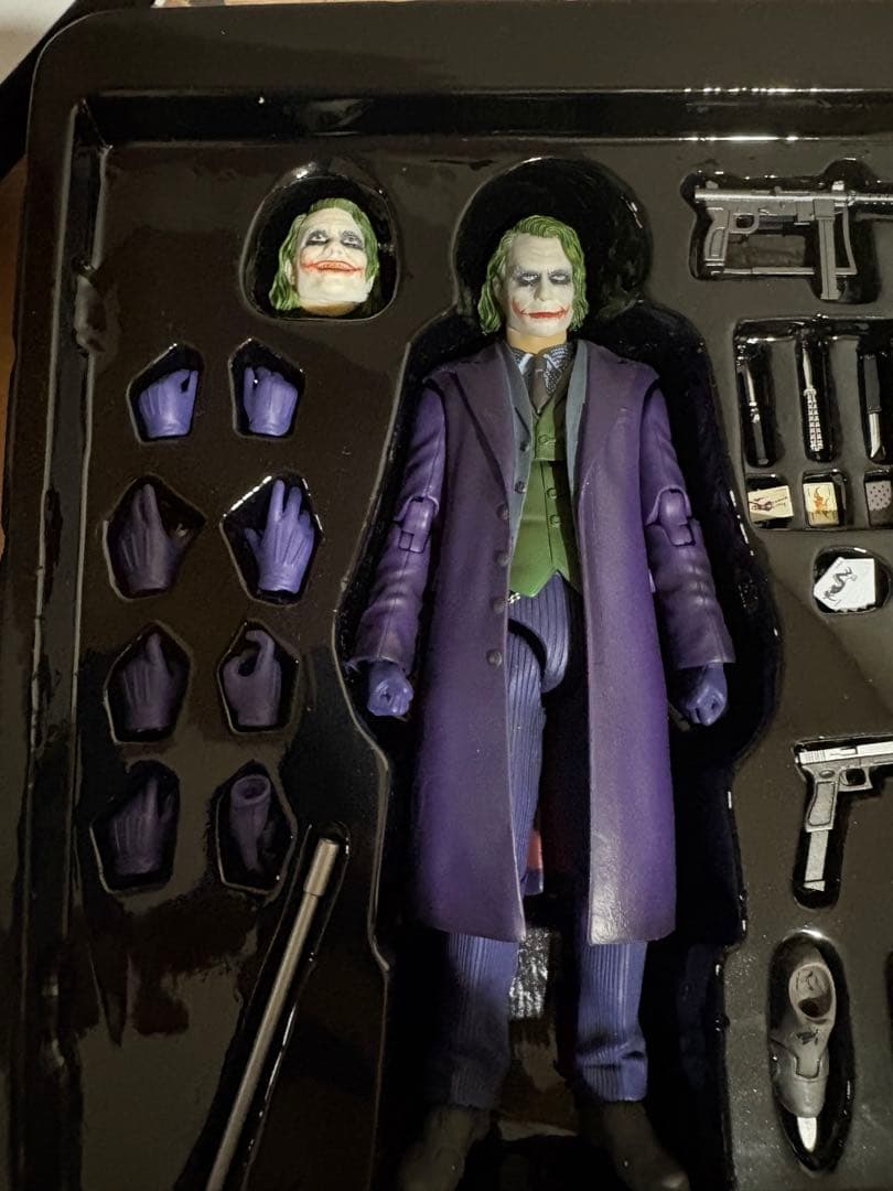 ジョーカー ダークナイト バットマン MAFEX Ver.2.0 6061