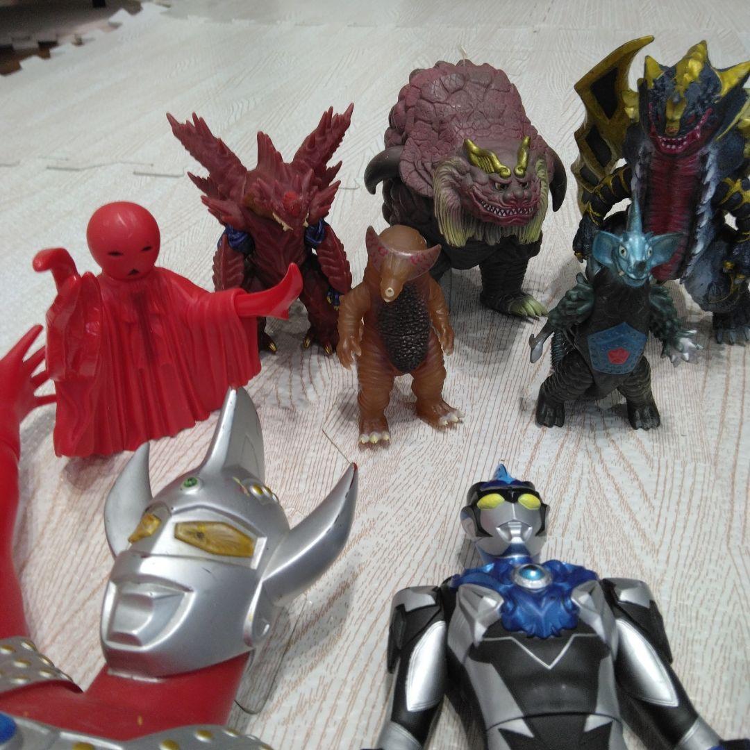 ウルトラマンフィギュアセット