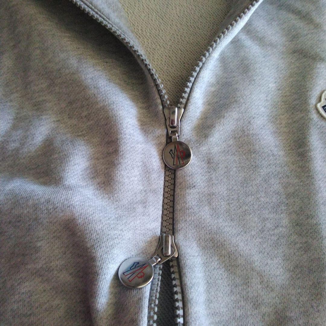 MONCLERスウェットジャンパー美品
