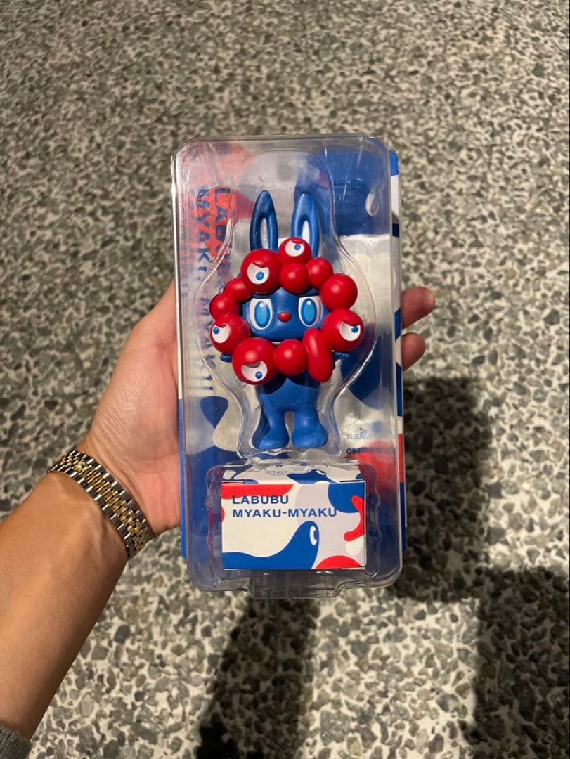 LABUBU MYAKU-MYAKU 大阪万博