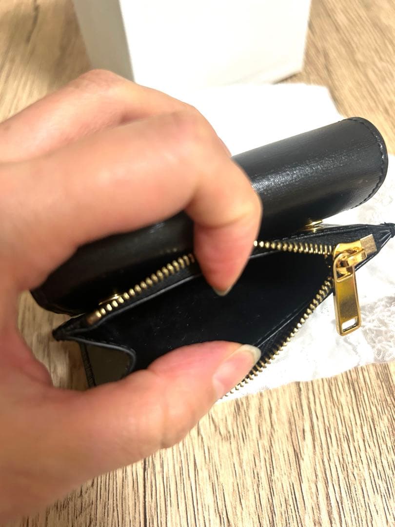 CELINE 折りたたみ 財布 三つ折り財布トリオンフゴールドロゴ ブラック