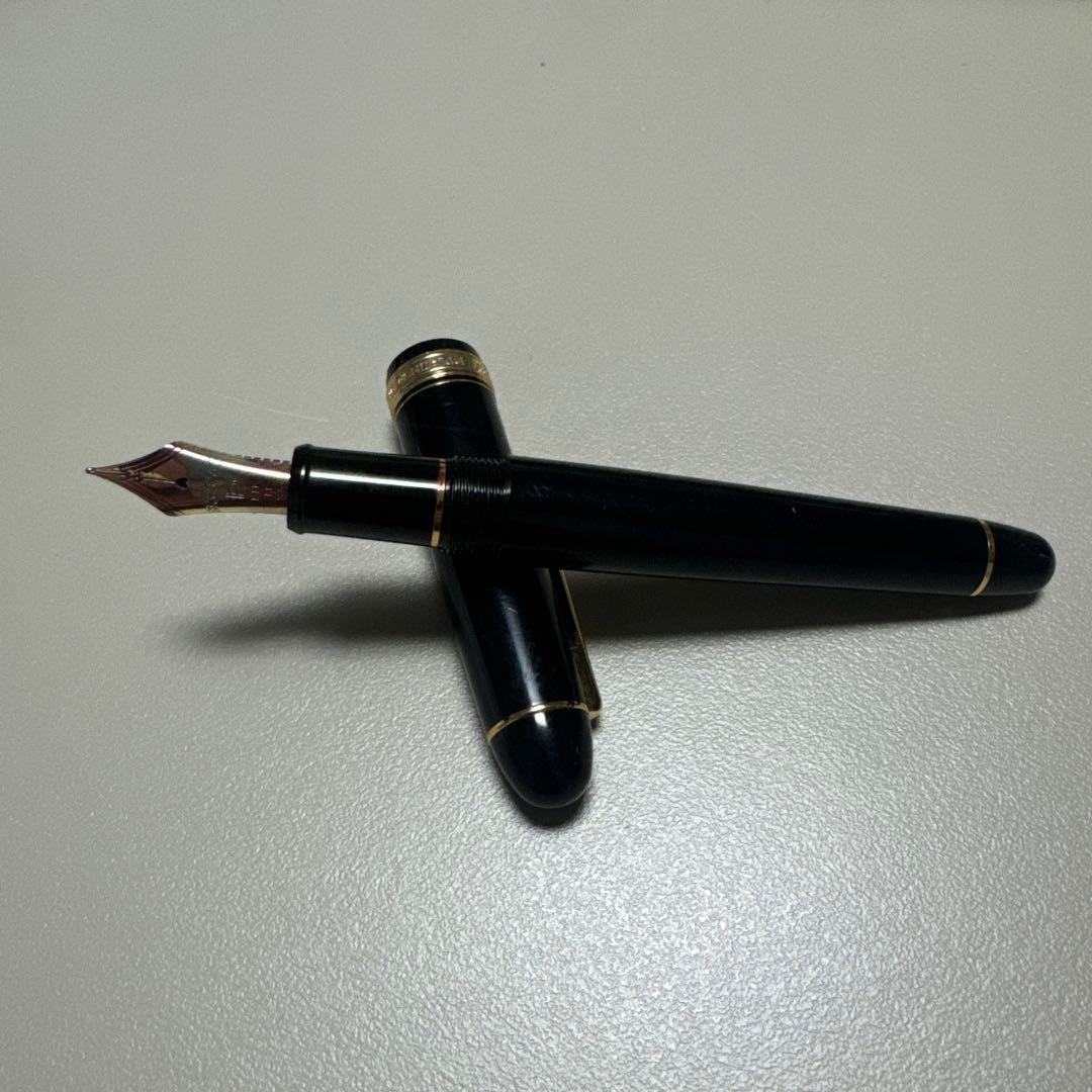 Montblanc モンブラン 金龍年 2000年 万年筆 未使用 M