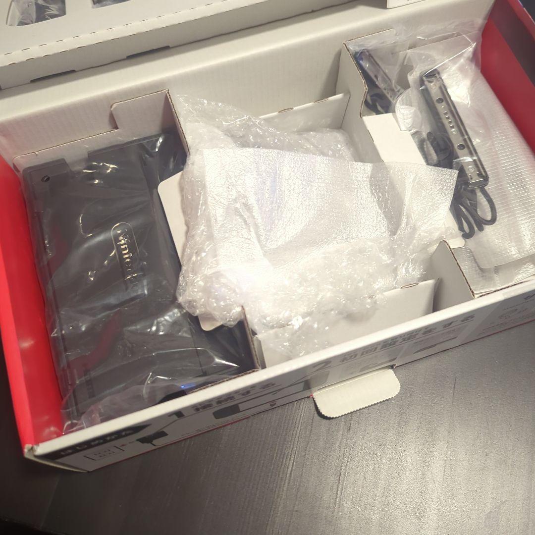 せ*ん様 Nintendo Switch grey