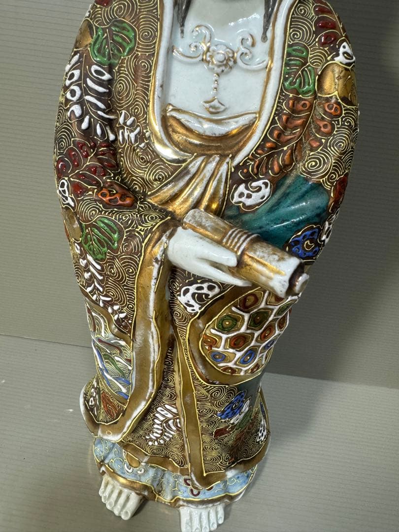 2308 九谷焼 観音菩薩像 仏像 色絵金彩 置物 - メルカリ