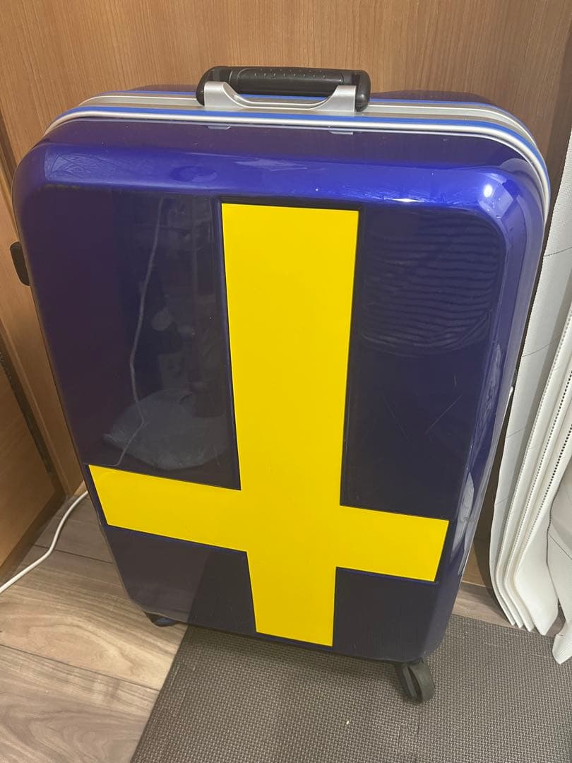 メルセデスベンツAMGスーツケース 中古 傷あり 送料込み‼️ キャリー