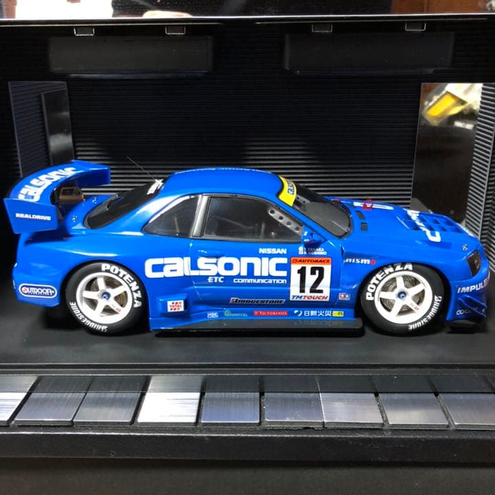 未展示品　オートアート1/18 JGTC 2002 カルソニック スカイライン