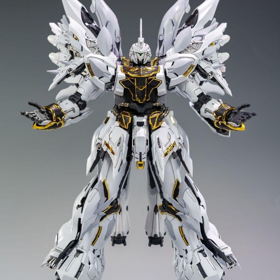 彗星科技 1/100 機甲 白狼の三倍速 海外正規品　プラモデル