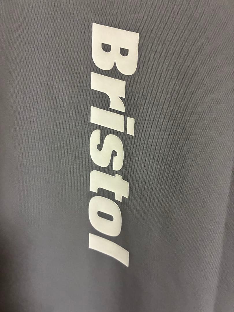 ア*ン様 F.C.Real Bristol ブリストル　ノースリーブ　S　タンク