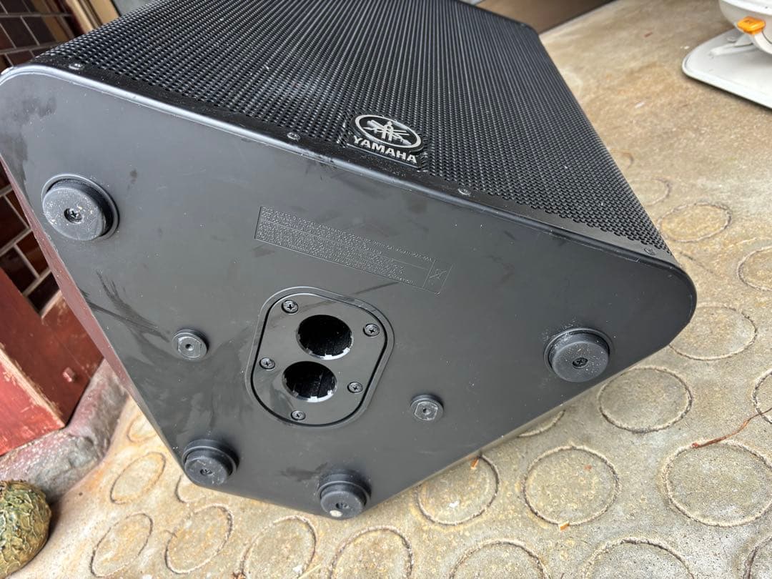 YAMAHA DXR15 パワードスピーカー　生産完了品　中古