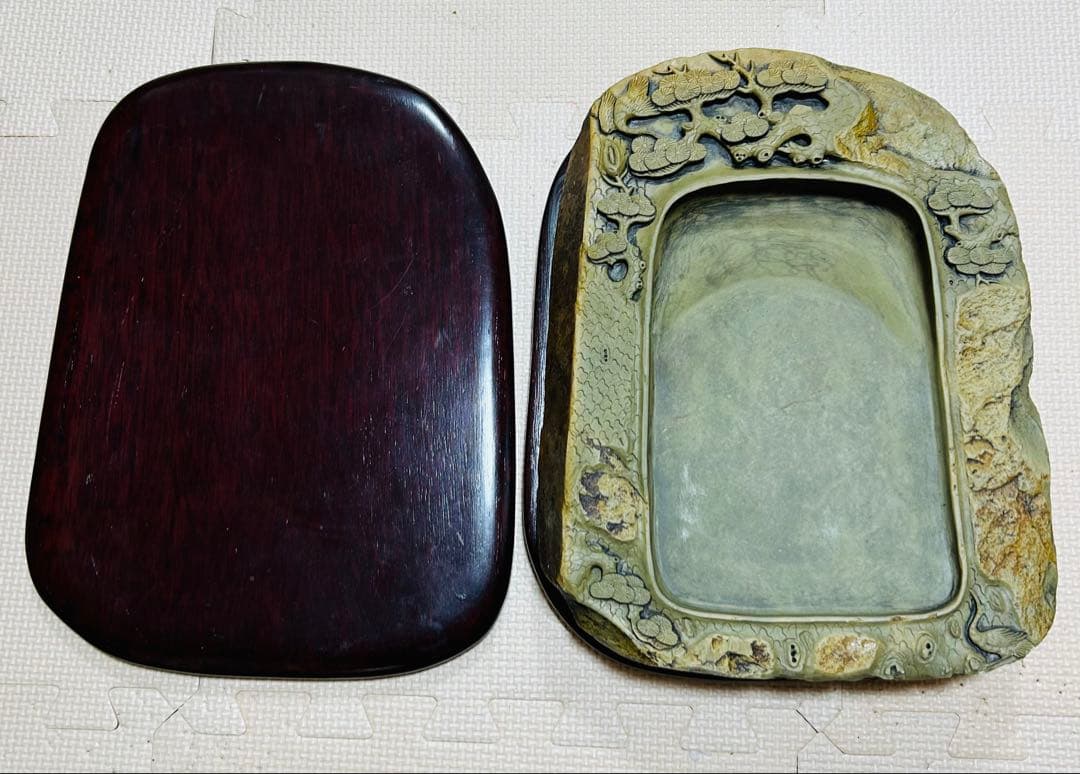 [極上珍品]房具 中国　清時代　古美術　硯紫檀蓋付き 松鶴綠端溪文房具