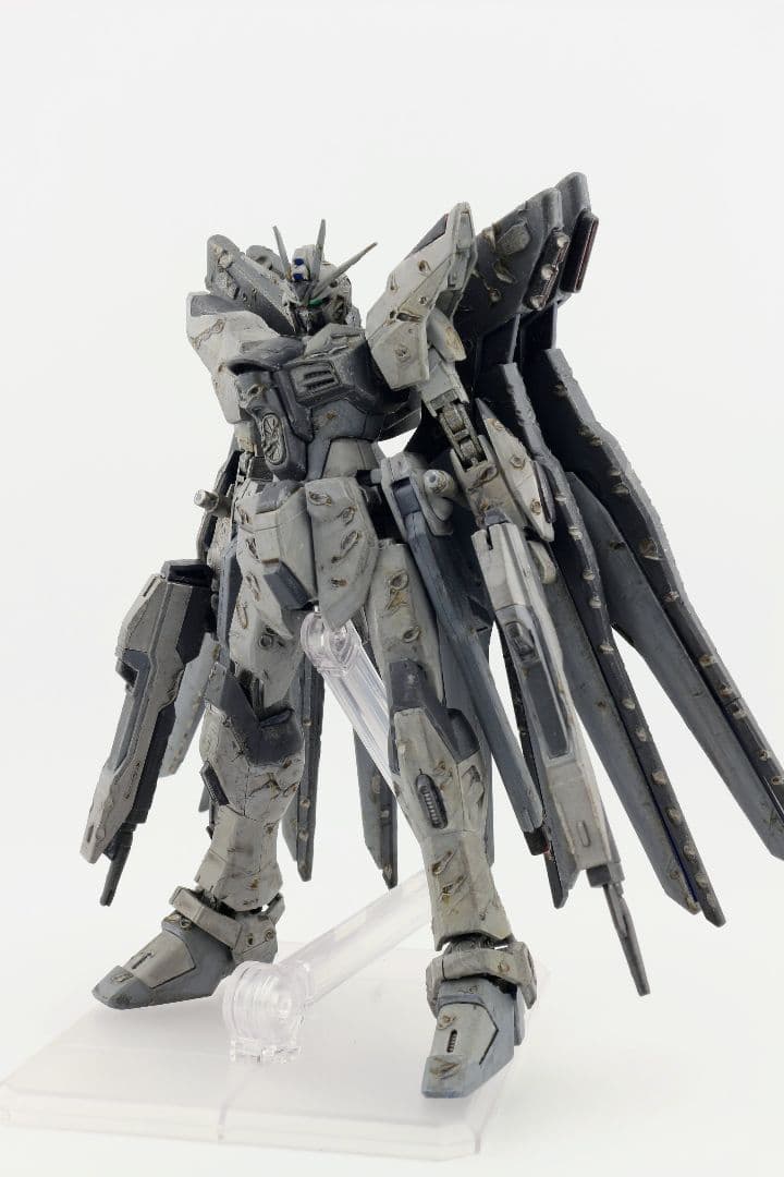 HGブラックナイトコードジヴァ ストライクフリーダム ジオラマ 塗装