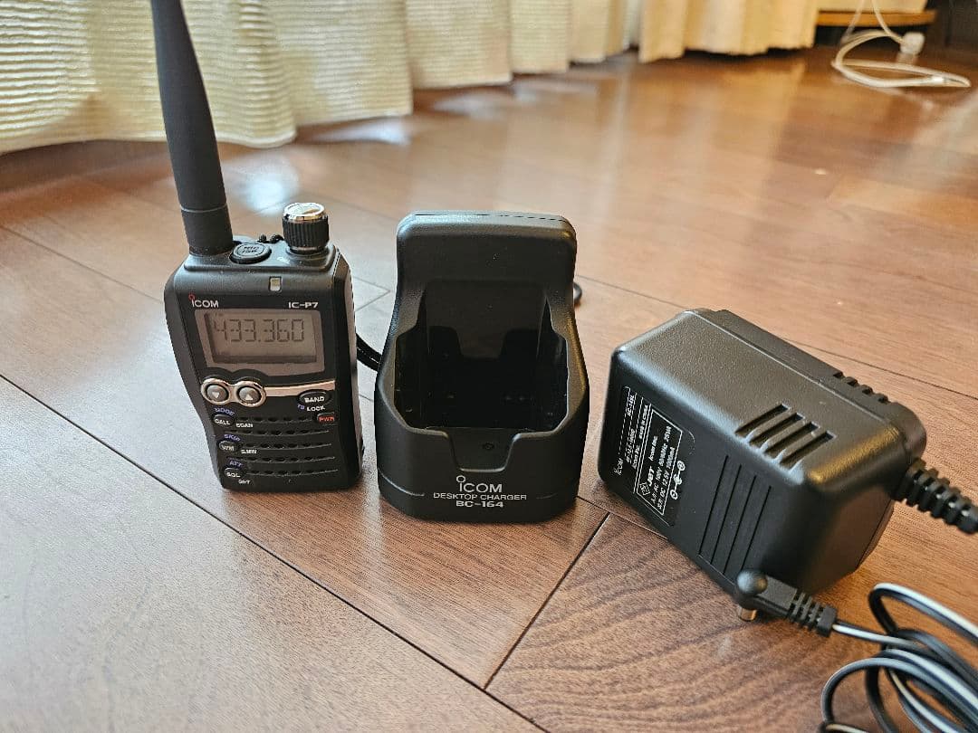 ICOM IC-P7 アマチュア無線機 無線機｜商品案内｜電技パーツ