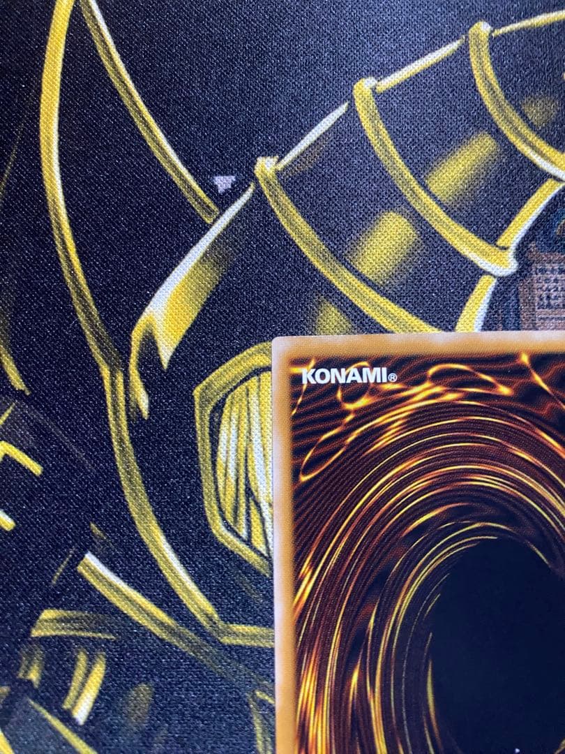 【美品】遊戯王　仮面魔獣マスクドヘルレイザー　旧レリーフ