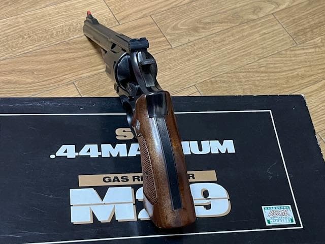 S&W M29 44 MAGNUM　コクサイ　ガスリボルバー