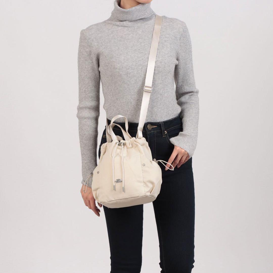 韓国ノースフェイス ボニーバケットバッグ ミニ クリーム　美品