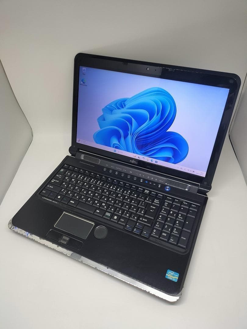 FUJITSU】爆速 Core i7/新品SSD128GBノートパソコンB12 - メルカリ