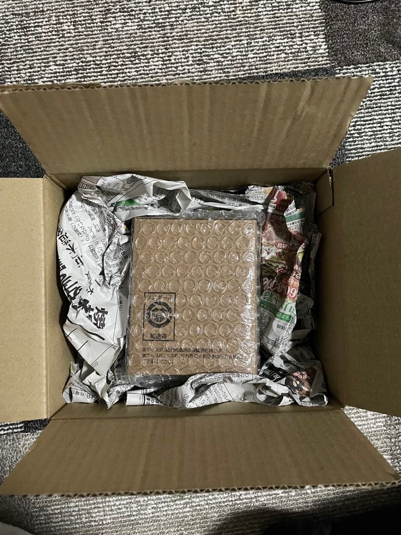 ONE PIECE BASE SHOP限定　ワールドコレクタブル　ルフィ