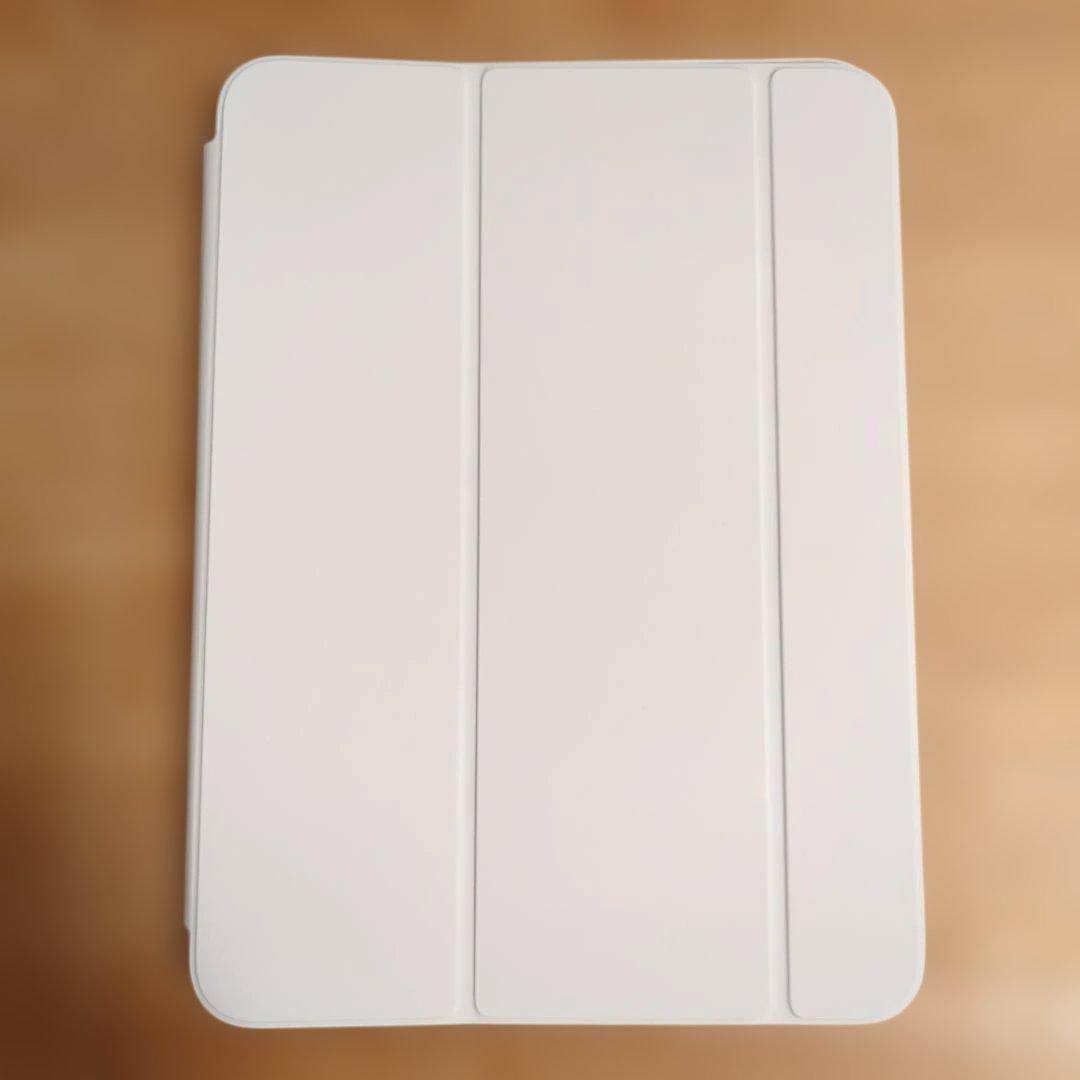 ほぼ新品】Smart Folio iPad（第10世代・A16）用 ホワイト