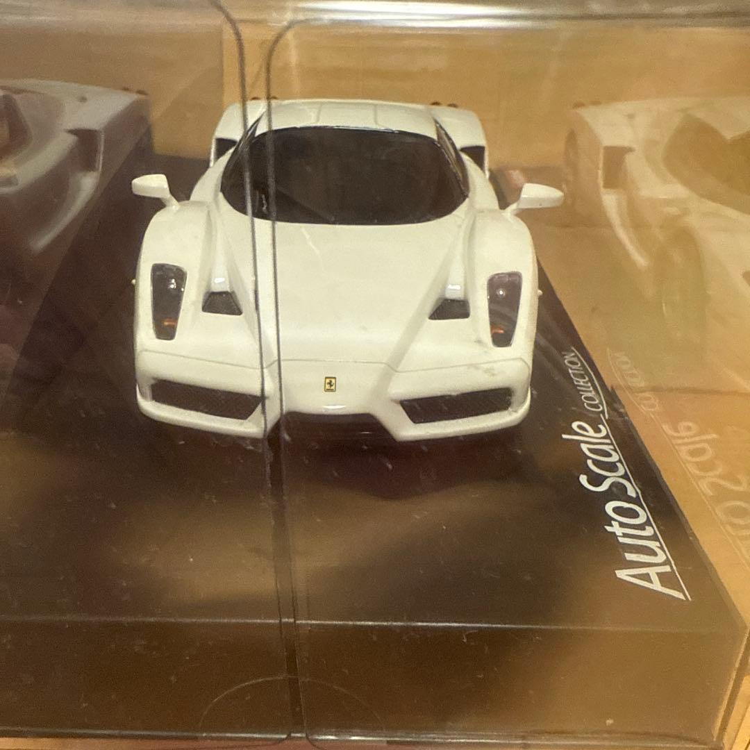 Ferrari Enzo AutoScale ホワイトミニッツボディー