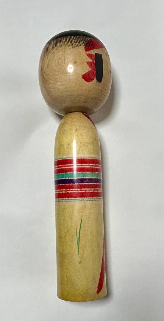 伝統的な日本のこけし 約37cm 弥次郎系 新山左京作 - メルカリ