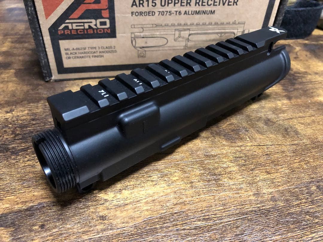 実物 aero precision アッパーレシーバー