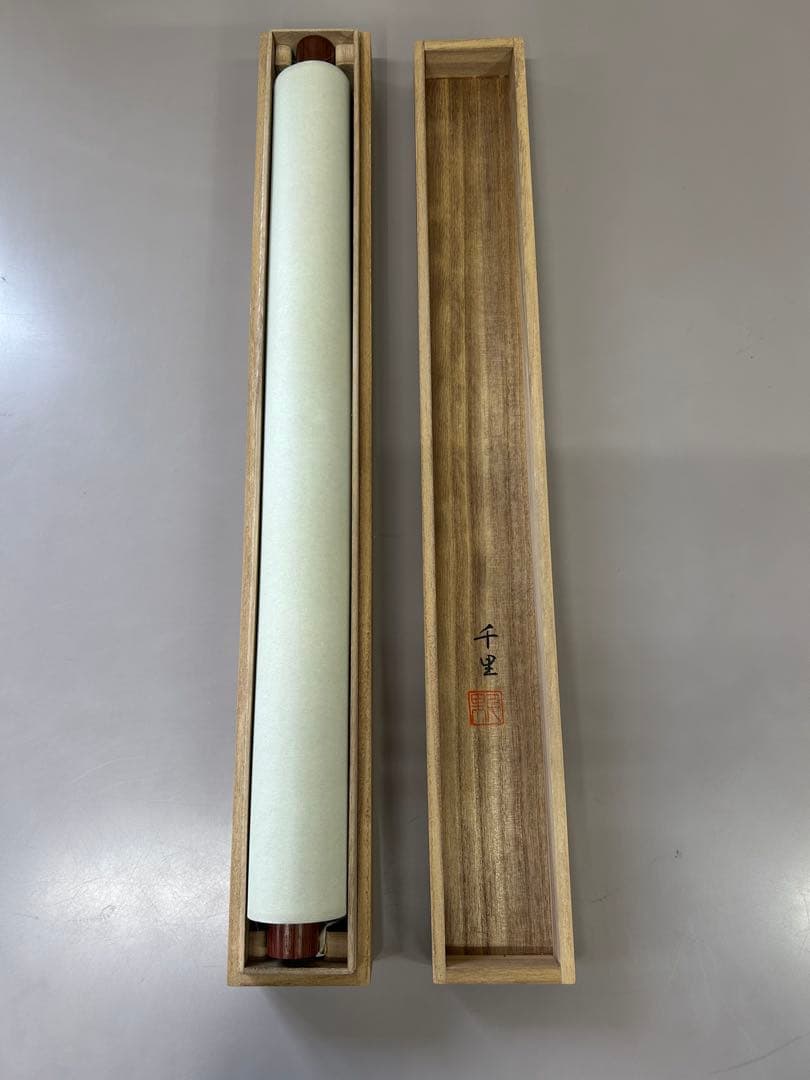 掛け軸 飯島千里 四季草花 絹本 希少 軸装 茶道具 掛軸 です。