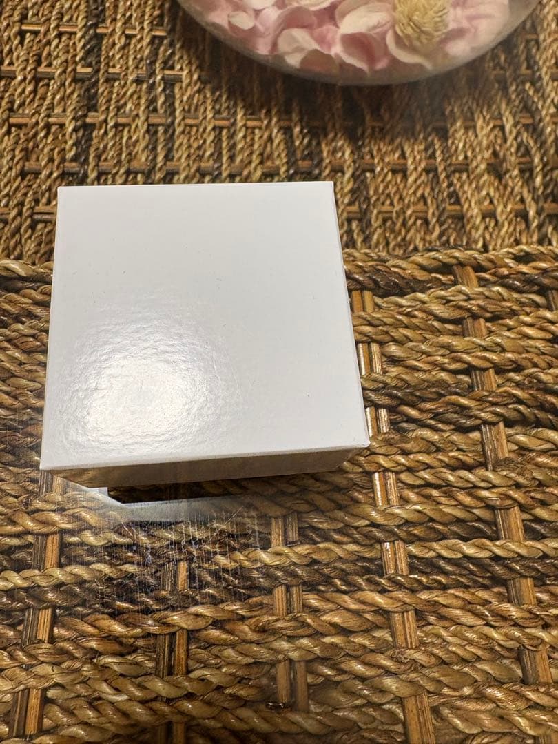 ピクニクK18金ハーフエタニティダイヤモンドリング0.3カラット