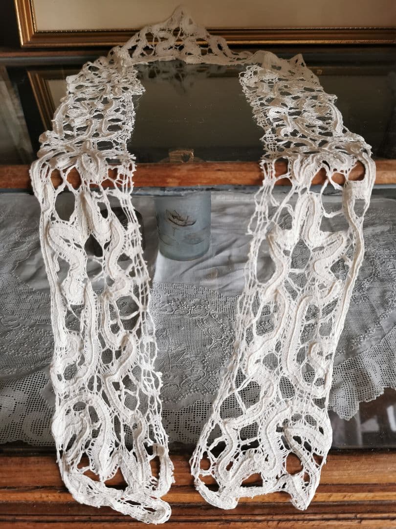 アンティーク ボビン編みリネンレース 艶と光沢のあるショール