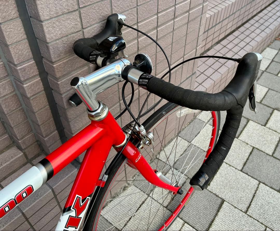 TREK トレック ロードバイク 2✖️9 18段　アルミ　東京