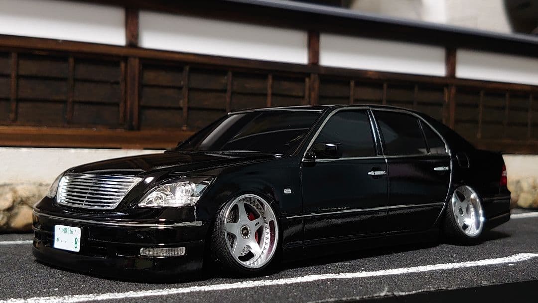 1/24 アオシマ 30セルシオ 完成品