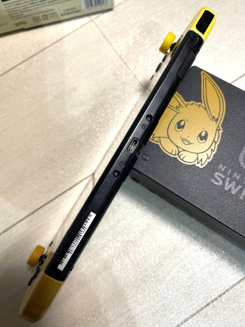 Nintendo Switch 本体 let's goイーブイ