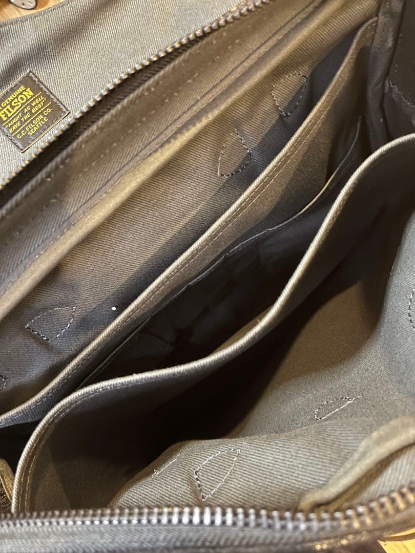 ヨーロッパ限定☆ フィルソン 定番 FILSON ラギットツイル ブリーフケース