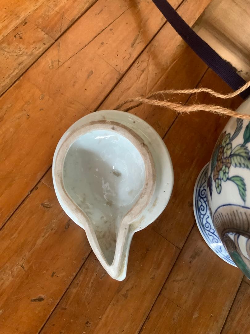 中国美術 闘彩僧帽壺　龍　大清乾隆年製　骨董　アンティーク　手描き