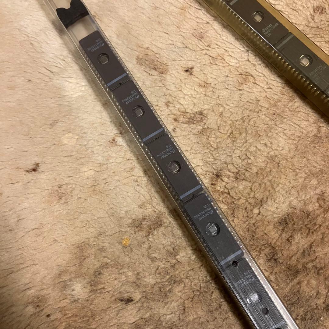 新品】EP-ROM ナショナルセミコンダクター NM27C256Q - メルカリ