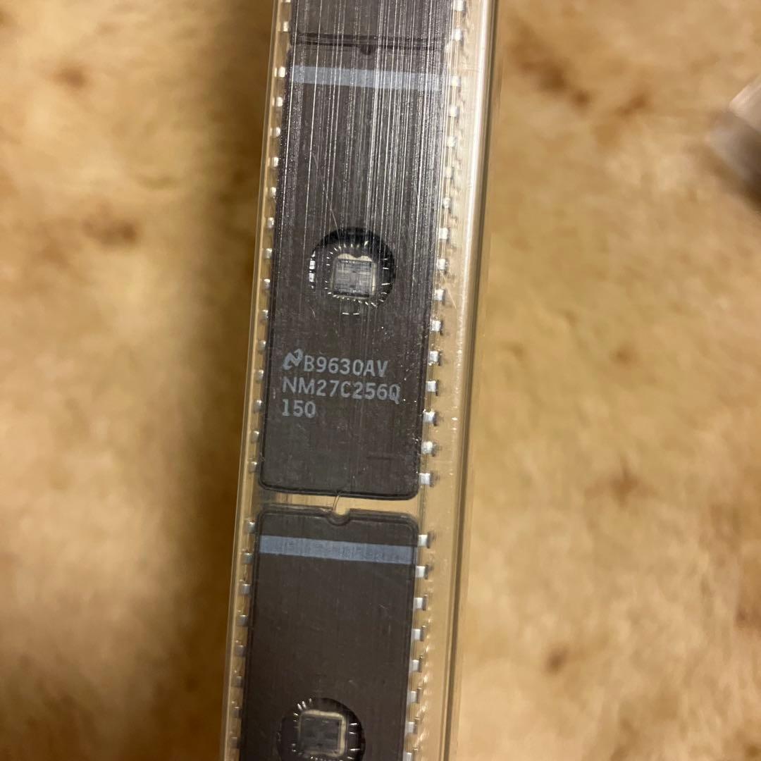新品】EP-ROM ナショナルセミコンダクター NM27C256Q - メルカリ