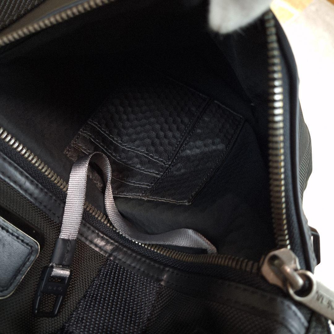 TUMI トゥミ　2WAY ブリーフケース　特殊ナイロン　レザー　A4 肩掛け
