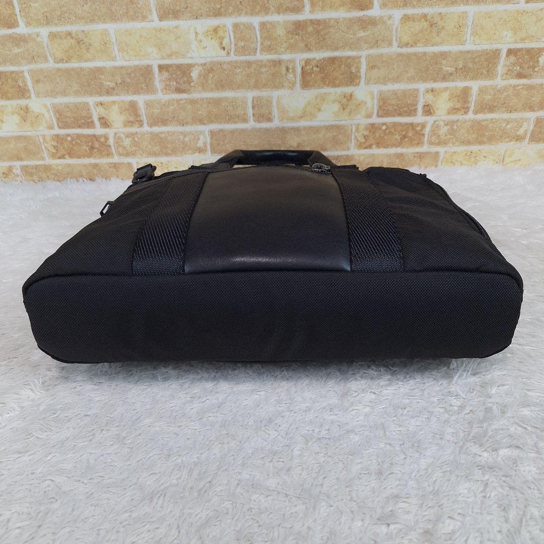 TUMI トゥミ　2WAY ブリーフケース　特殊ナイロン　レザー　A4 肩掛け