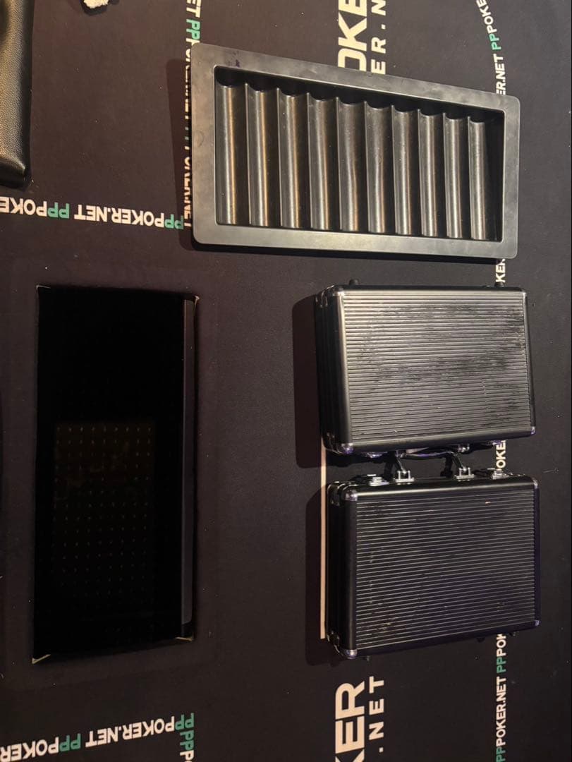 PPPoker ポーカーテーブルとチップセット