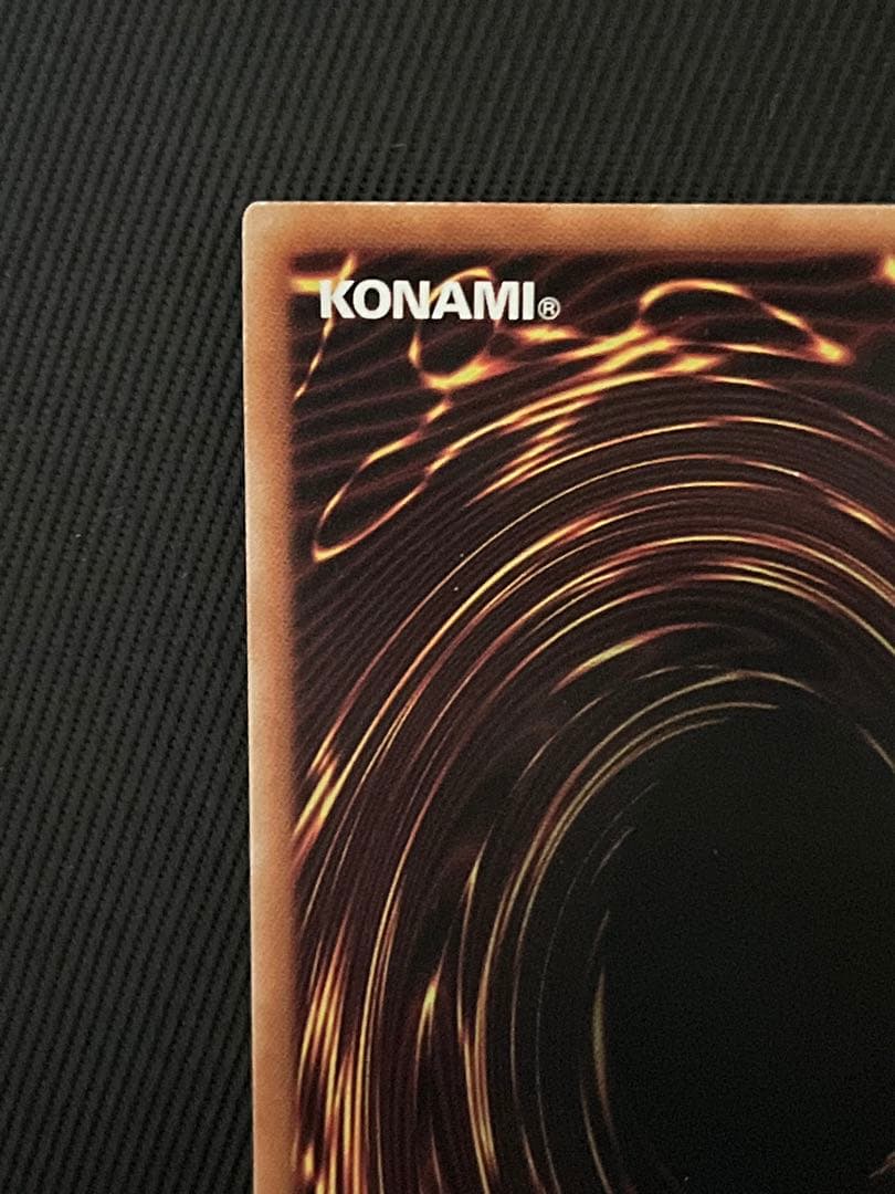 遊戯王　結束と絆の魔導師　赤　25thシークレットレア　日版