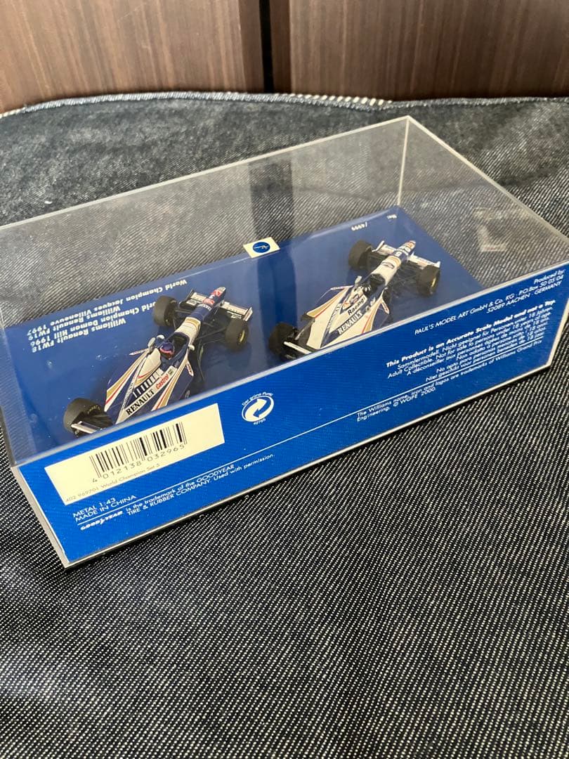 ミニチャンプスF1 1/43 WILLIAMS FW18、FW19 デカール付