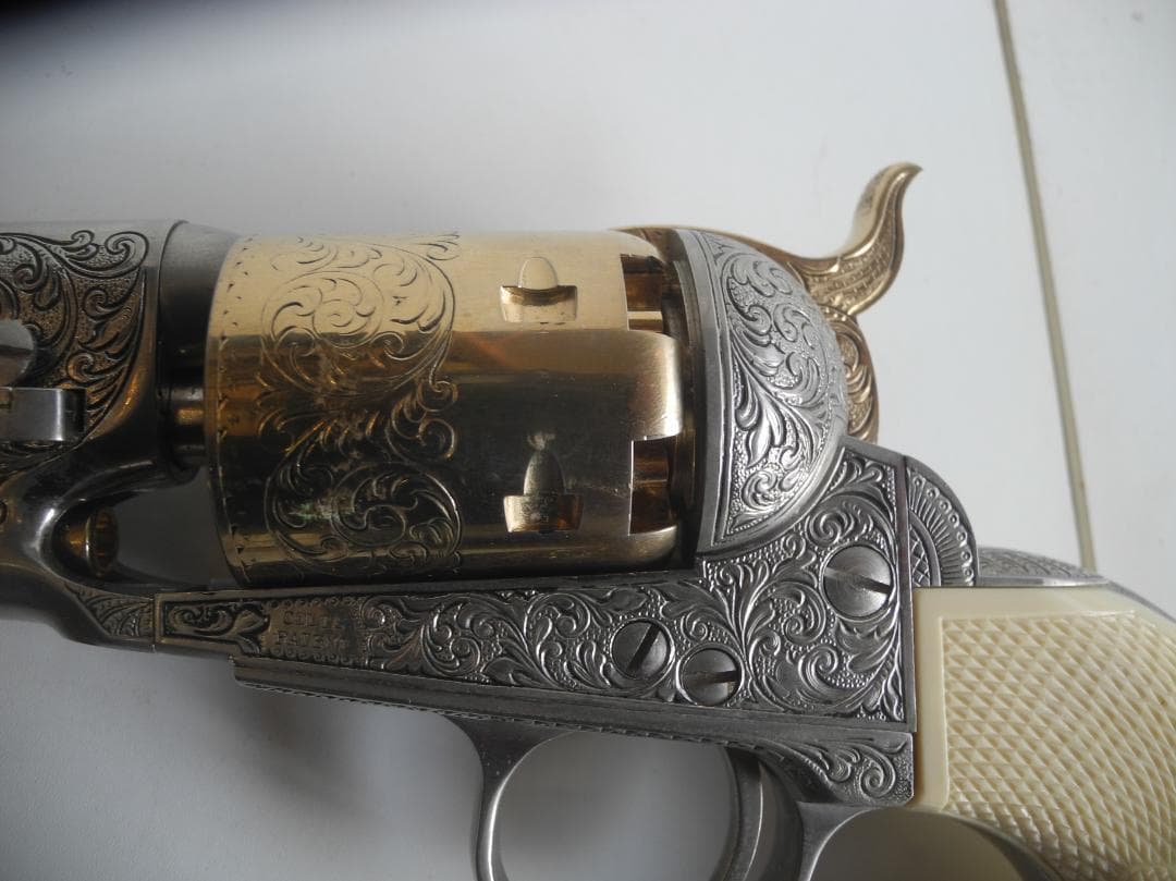 フランクリンミントコルトM1861Navy カスター将軍のリボルバー 装飾銃