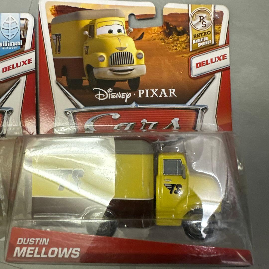 Disney カーズ Towin Eoin & Dustin Mellows