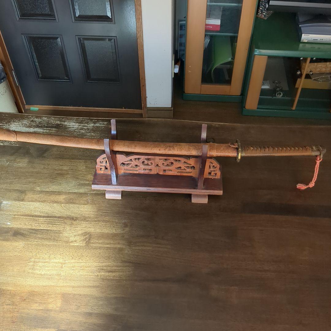 模造刀　竹光　鞣し革鞘 金属鍔(年代物)