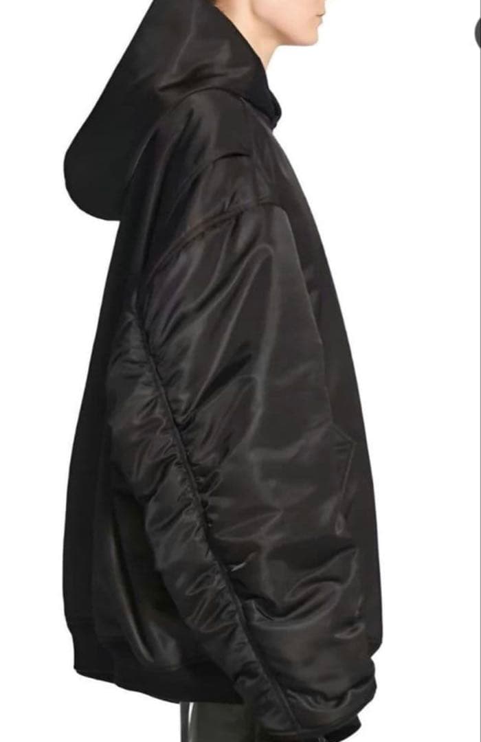 デムナ期 BALENCIAGA PULLOVER BOMBER3