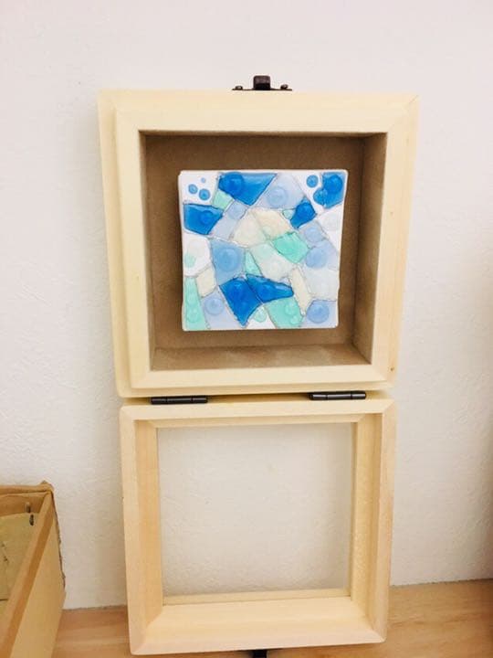 抽象画  溢れ出る青