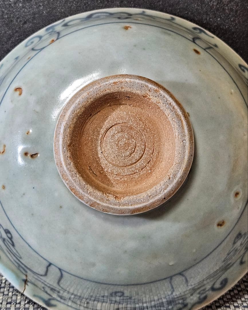 中国古美術　中国古陶磁器　古玩　明朝明代　青磁　青華　古染付　唐草文様　鉢