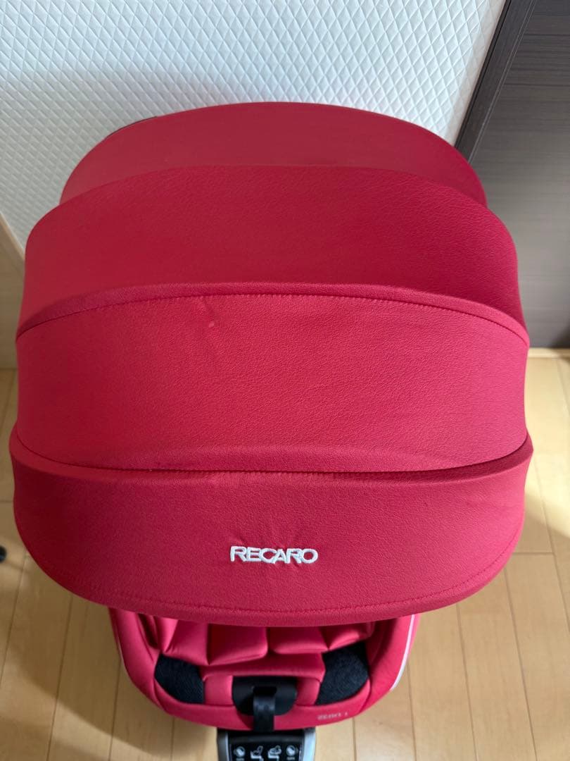 RECAROレカロ ゼロワン 車用チャイルドシート レッド 新生児対応