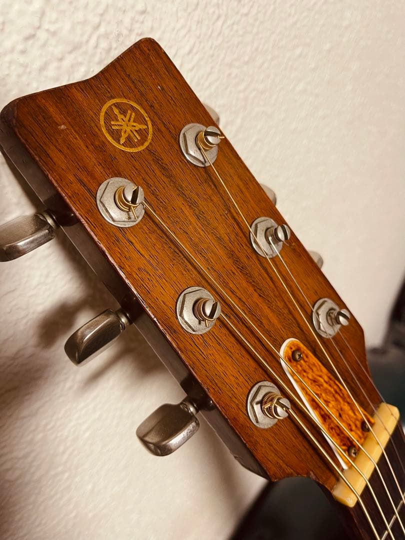 最上級の激鳴り‼︎日本製 YAMAHA fg240アコギ グリーンラベル