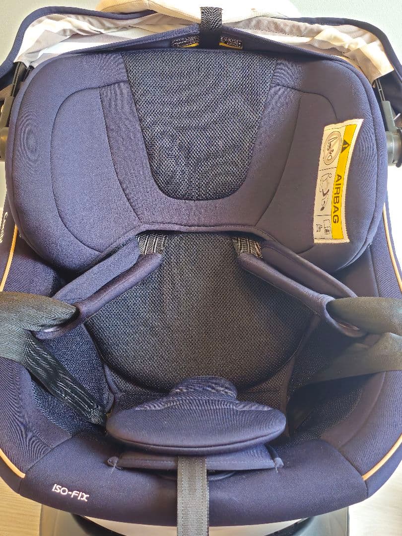 p*i様 コンビ combi ISOFIX チャイルドシート