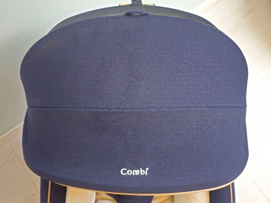 p*i様 コンビ combi ISOFIX チャイルドシート